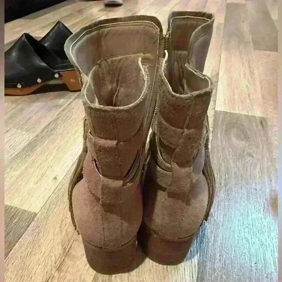 Koalaburra by Ugg Kenz Suede Tassel Boots Women’s Size 6 1/2 - Picture 4 of 8